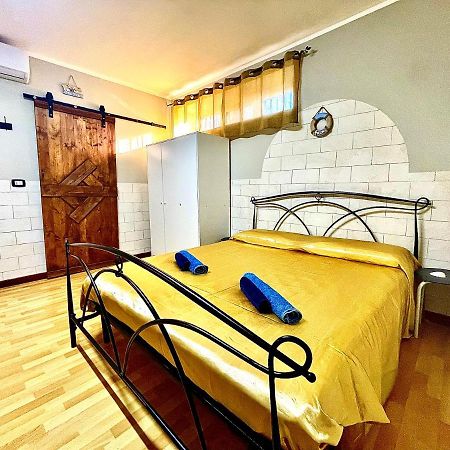 Monolocale Deluxe A 2,7 Km Dal Mare Per 2 Persone Apartment Siderno Exterior foto