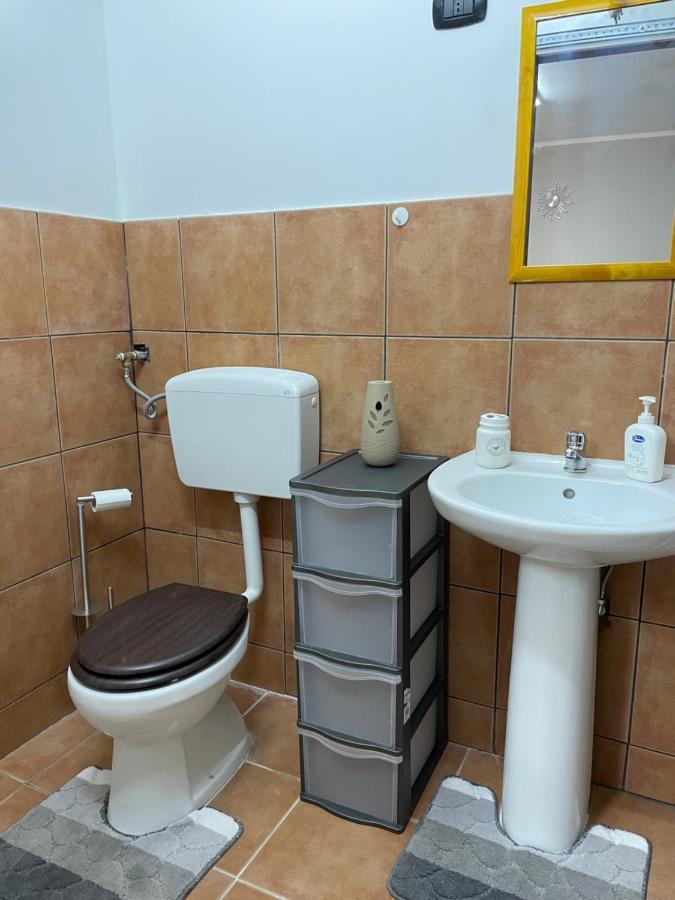 Monolocale Deluxe A 2,7 Km Dal Mare Per 2 Persone Apartment Siderno Exterior foto
